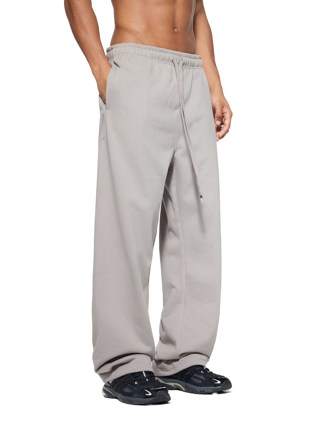 Verona Straight-Leg Sweatpants